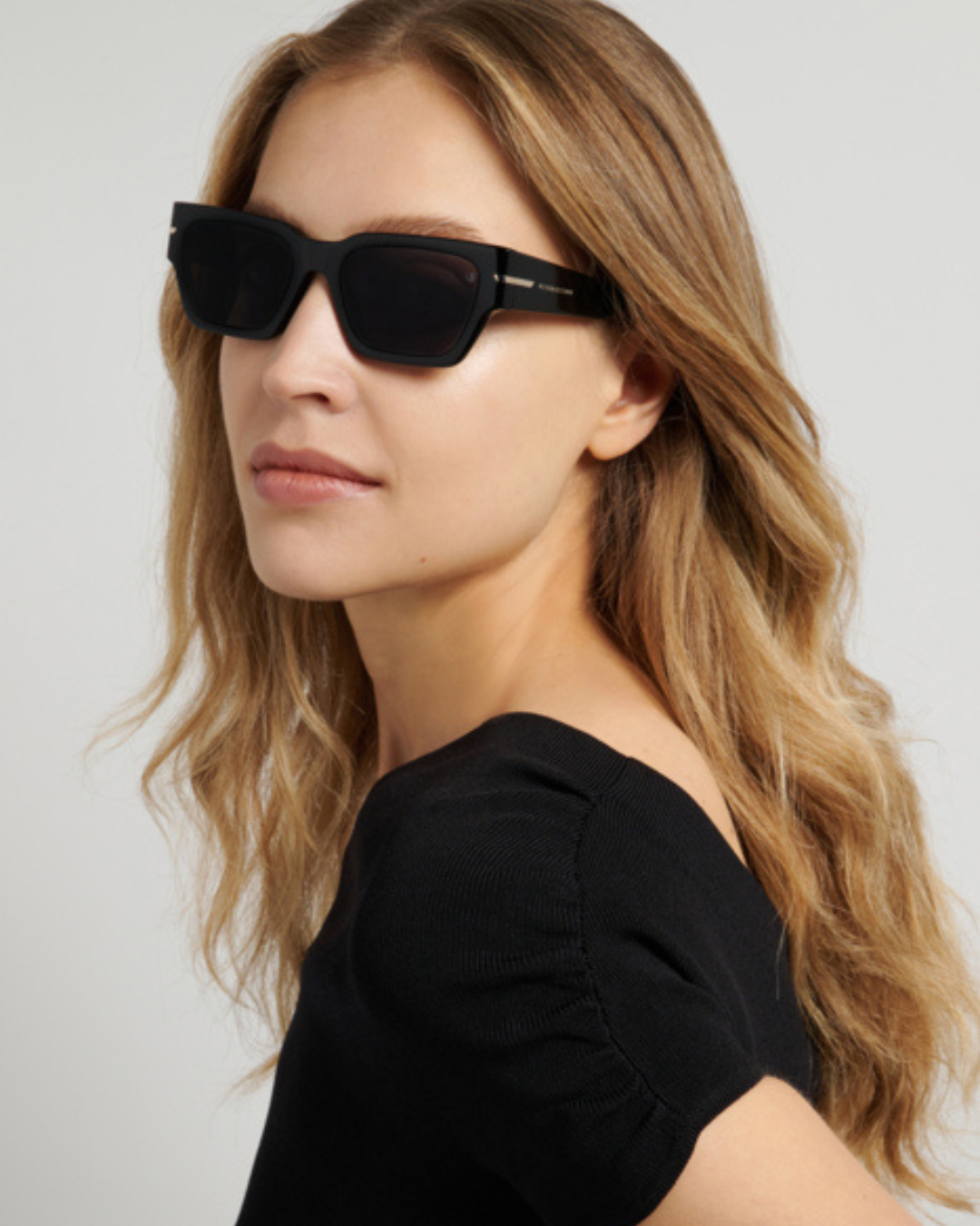 VICTORIA BECKHAM VB 7001/S (807-BLACK)