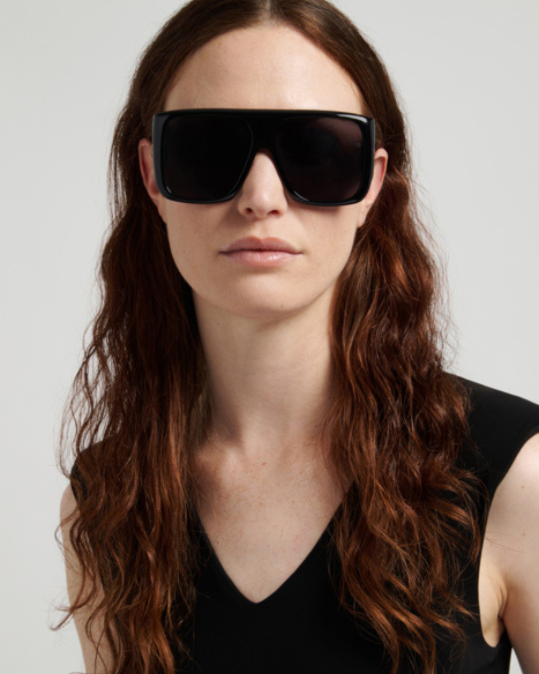 VICTORIA BECKHAM VB 7007/S (807-BLACK)