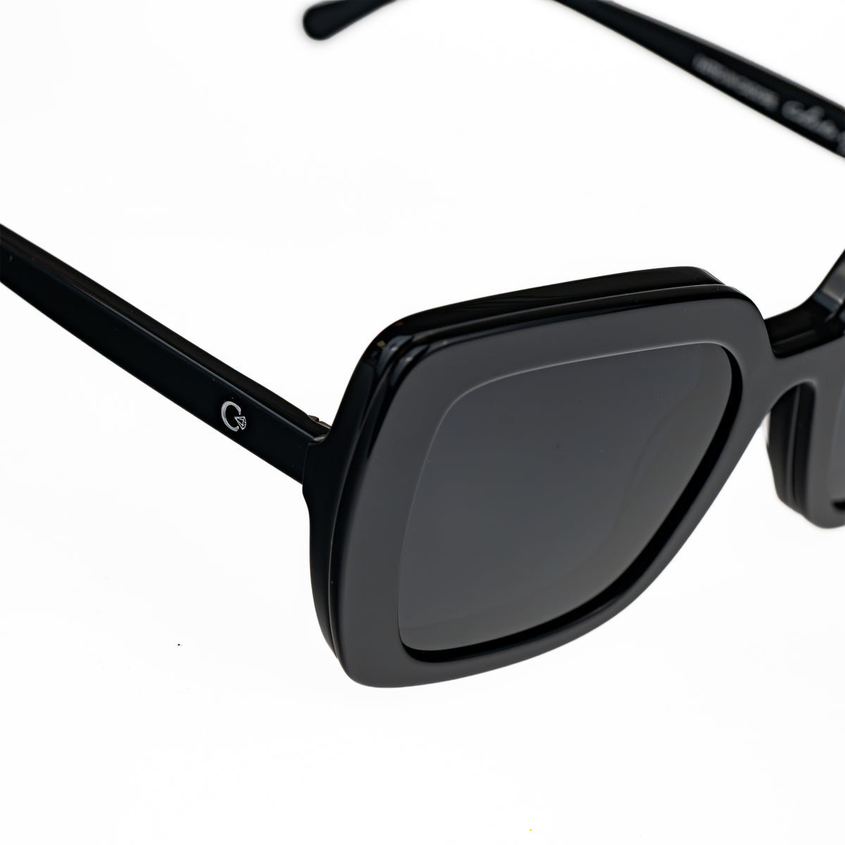CELESTE EYEWEAR -MARGOT CLIP (001-BLACK)