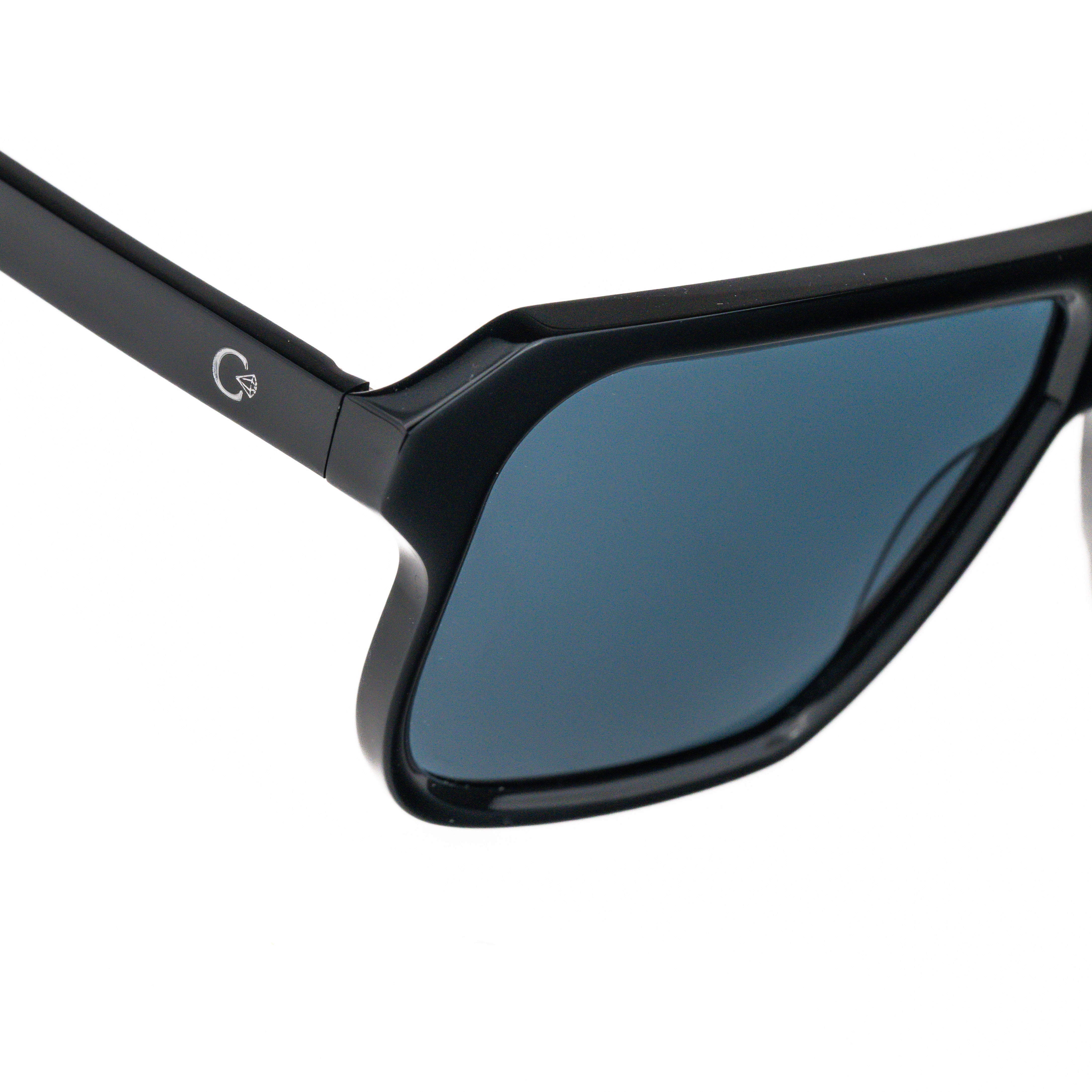 CELESTE EYEWEAR -ARMANDO (001-BLACK)