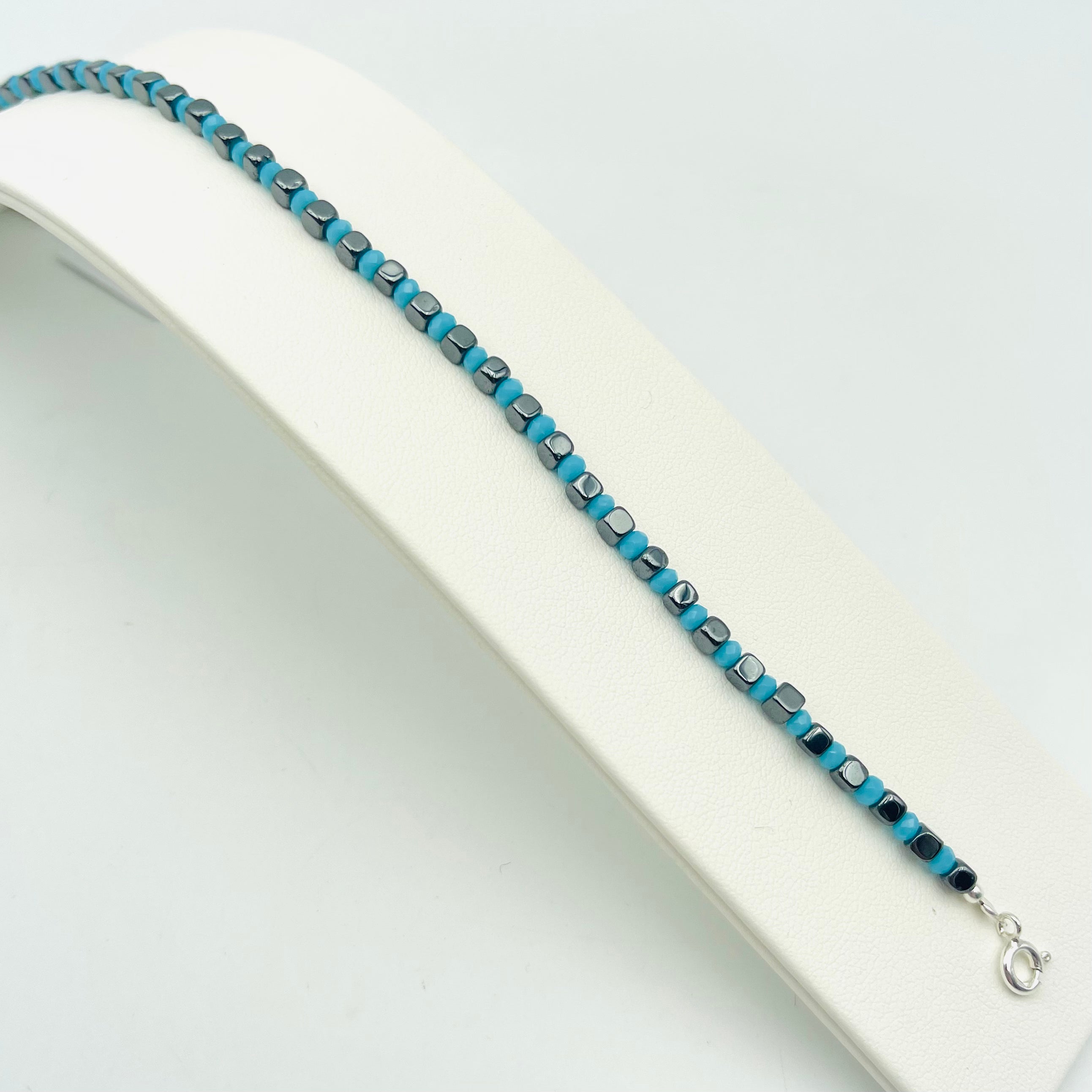 BRACCIALE DADI PIETRE AZZURRE 635