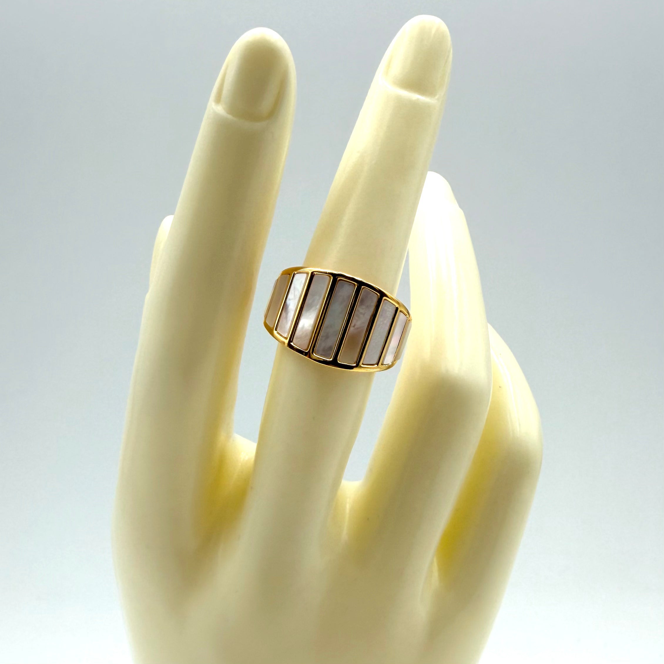 ANELLO MADREPERLA FASCIA 109HB