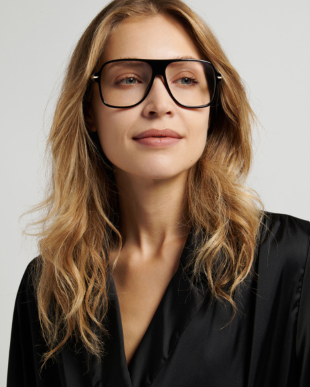 VICTORIA BECKHAM VB 1011 (807-BLACK)