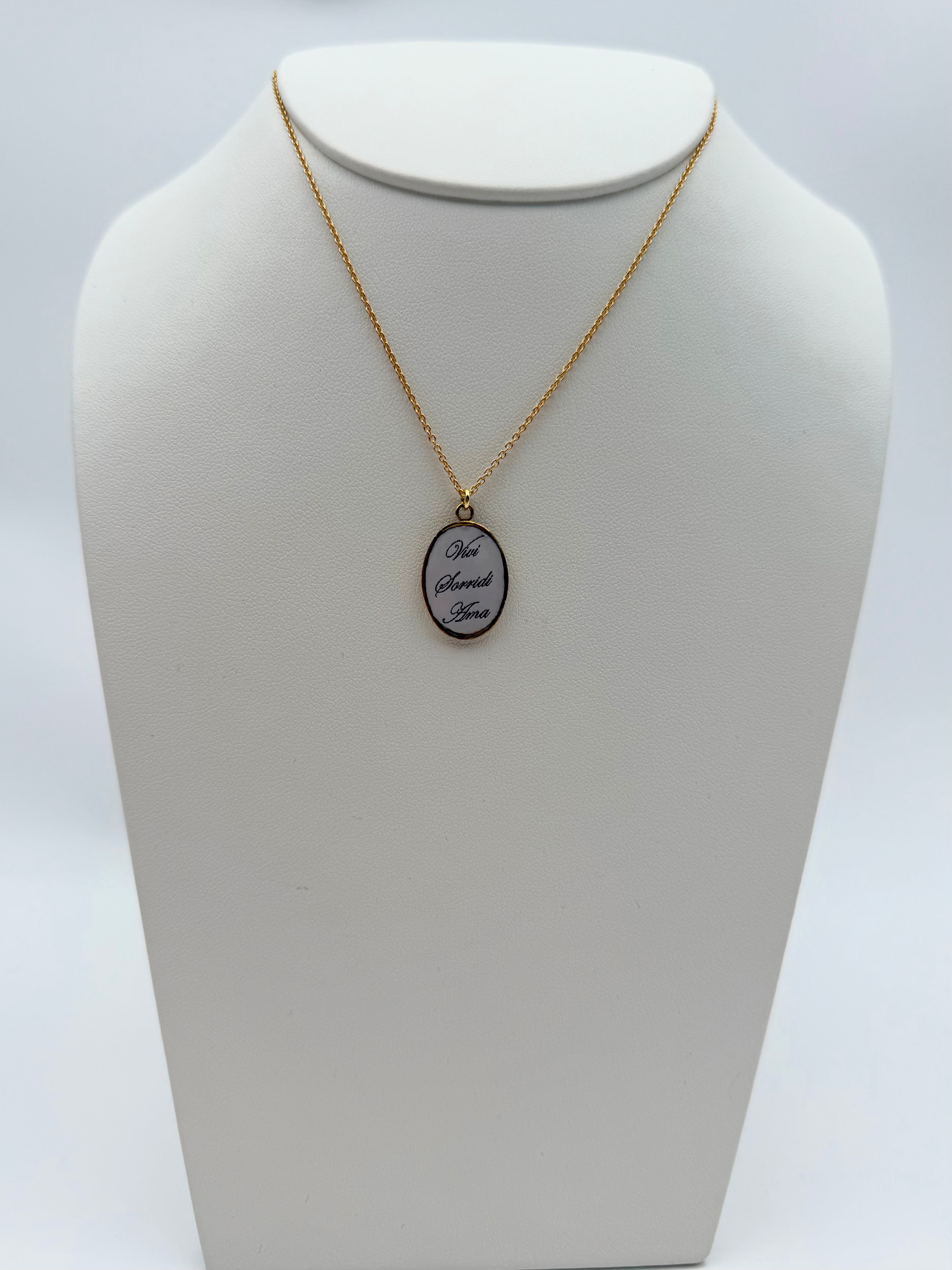 COLLANA "Vivi, Sorridi, Ama"