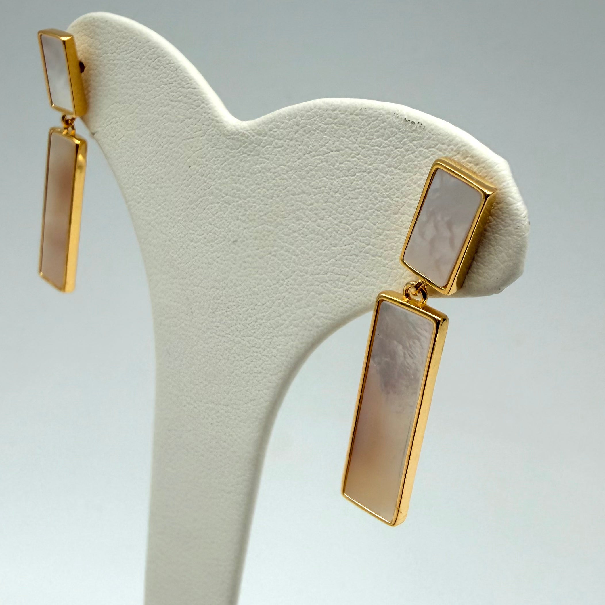 ORECCHINI MADREPERLA 1000HB