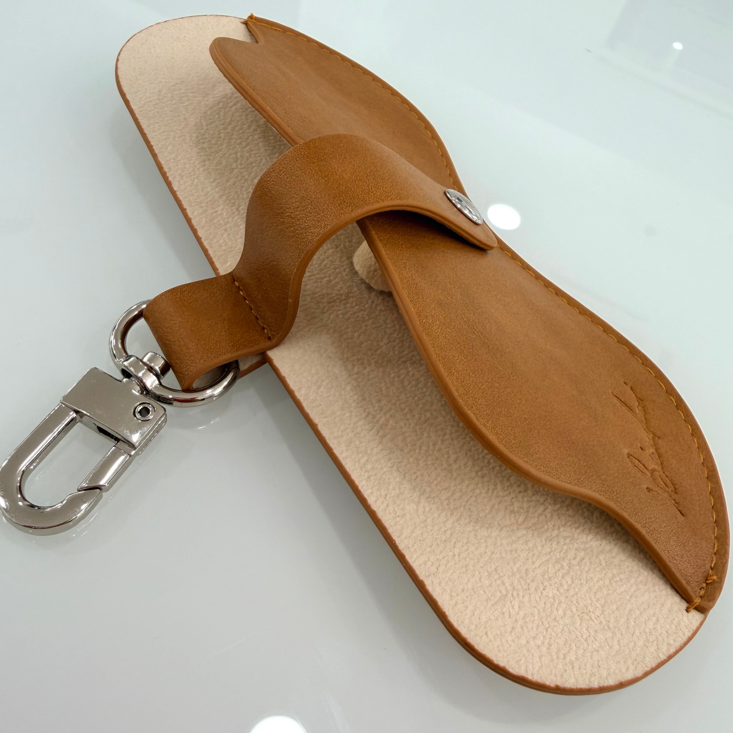 CUSTODIA OCCHIALI CLIP LIGHT BROWN
