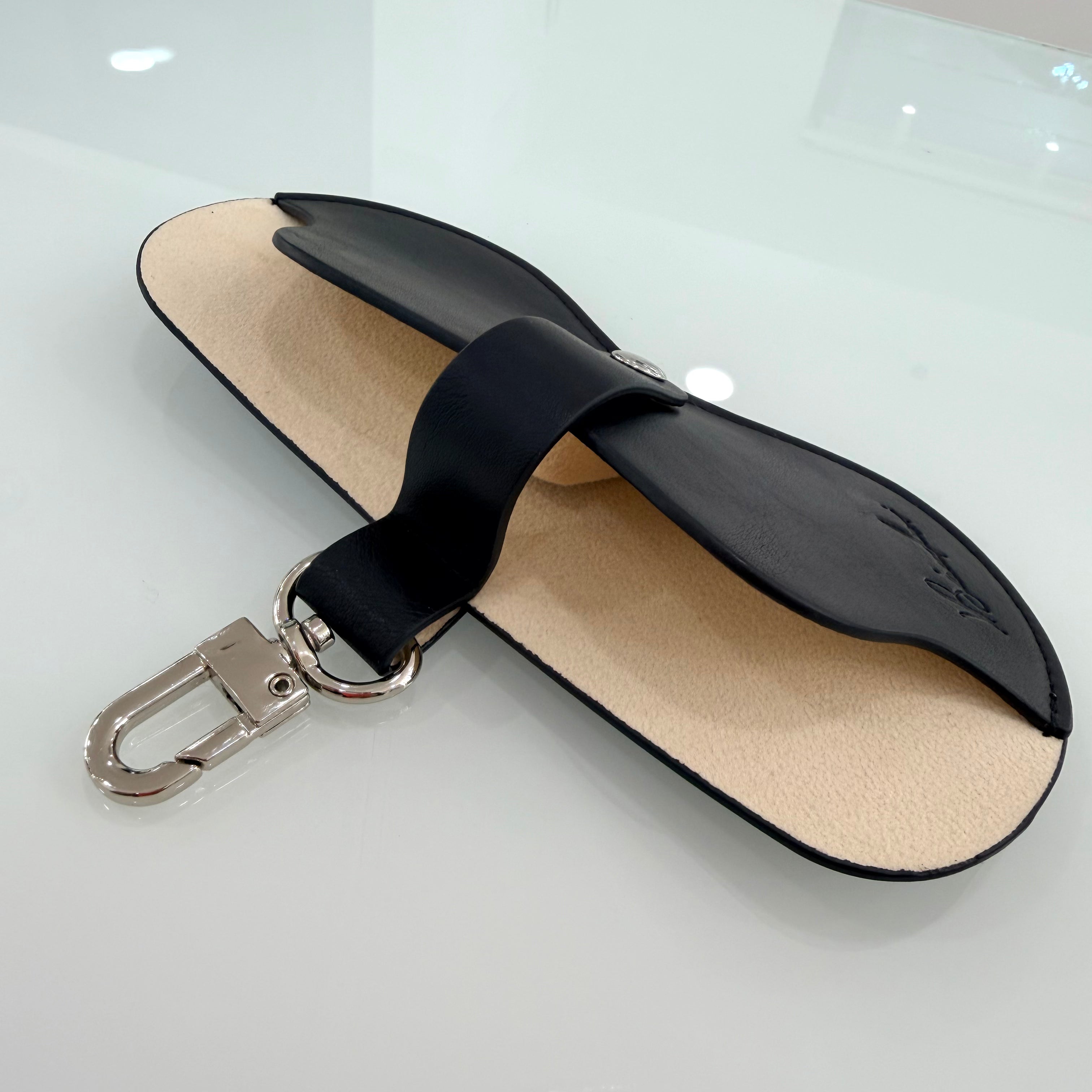 CUSTODIA OCCHIALI CLIP BLACK